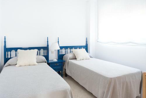 Beautiful Apartment With Terrace Near The Beach