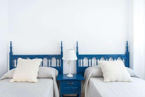 Beautiful Apartment With Terrace Near The Beach