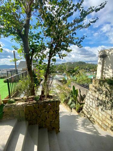C? Villa Nguy�n C?n 6 Ph�ng Nguy?n Si�u P7