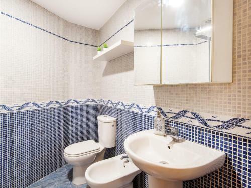 Rentandhomes Fuengirola Beach Apartment