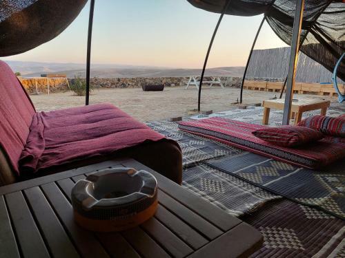 Desert View Experience - Private Villa On The View With A Bedouin Tent
