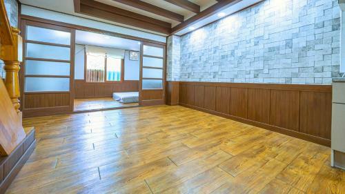 Songrim Hanok Pension