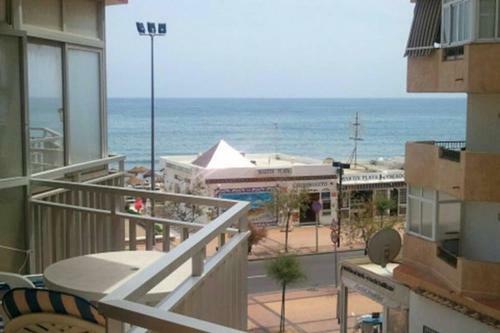 Apartamento Beachfront With Sea Views And Pool