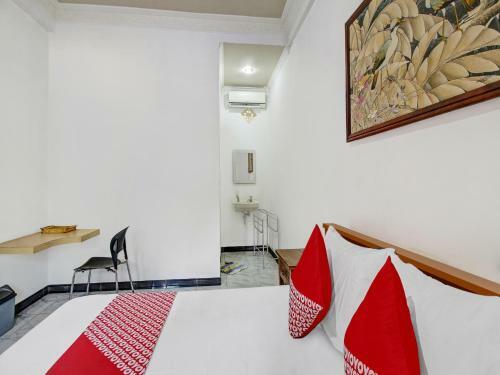 Oyo 90672 Balakosa Hotel