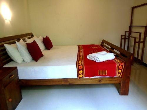 Bee Line Holiday Apartment