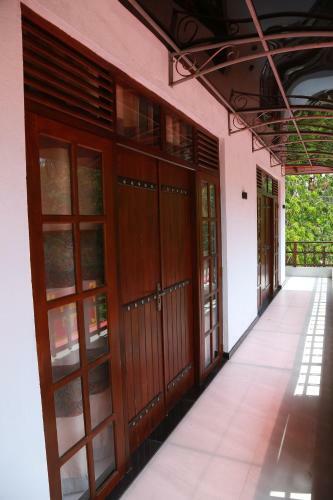 Hotel Mango Shade