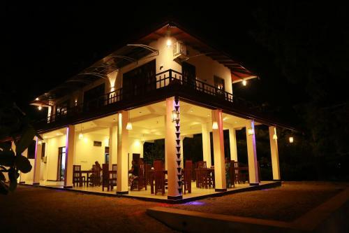 Hotel Mango Shade