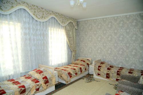 Hostal Guests ???????? ???