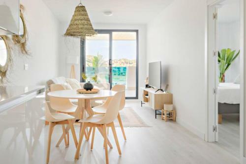 Hugo Modern Apartment Best Facilities