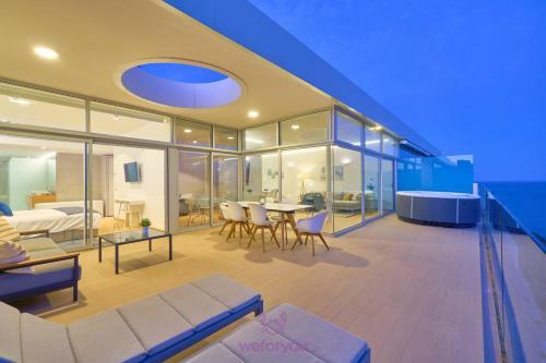 Apartamento Weforyou Penthouse B Med One With Jacuzzi Higuer�n