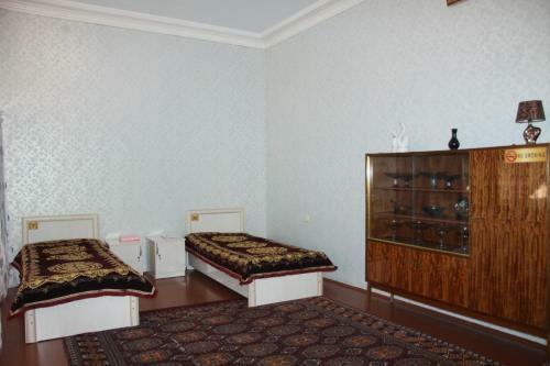Hostal Yokub Guest House
