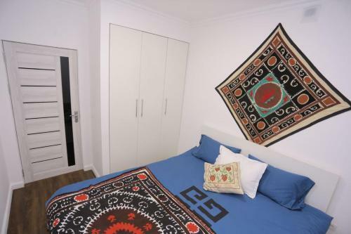 Luxury 2 Bedrooms Apartment Walking Distance From Gur-emir