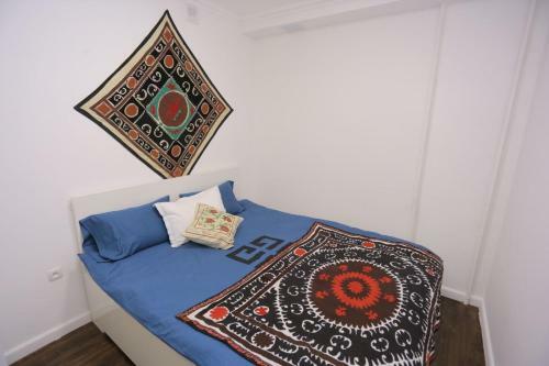 Luxury 2 Bedrooms Apartment Walking Distance From Gur-emir
