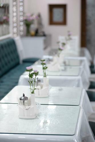 Bed & Breakfast Registon Saroy Hotel