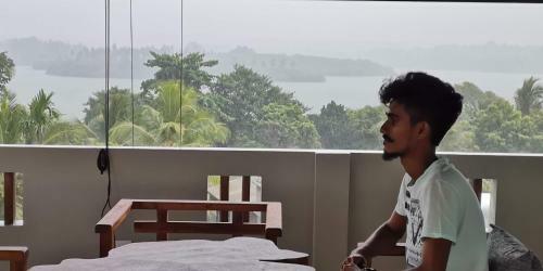 Radin Pearl Hotel & Beach Club
