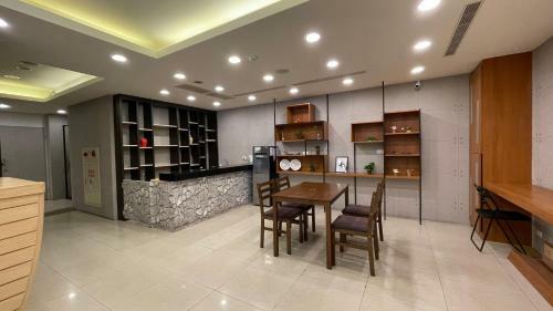 Kaili Hot Spring Hotel