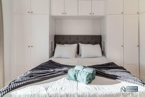 Apartamento Stunning 4-bdrm Townhouse With Sea Views