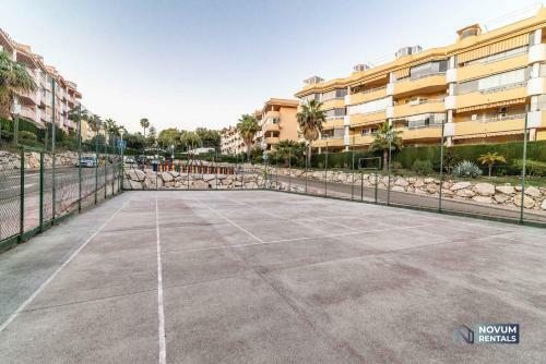 Apartamento Stunning 4-bdrm Townhouse With Sea Views