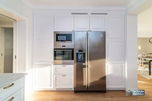 Apartamento Stunning 4-bdrm Townhouse With Sea Views