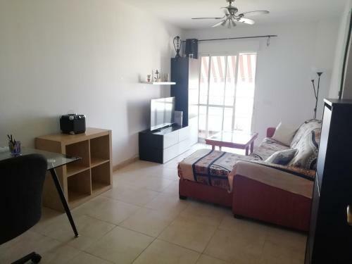 Apartamento En Fuengirola Con Piscina Y Parking