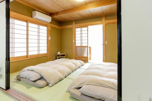Bed & Breakfast ? Irodori
