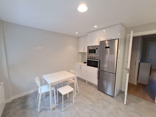 Apartamento 116a - 6 Personas En Plena Playa de Gij�n