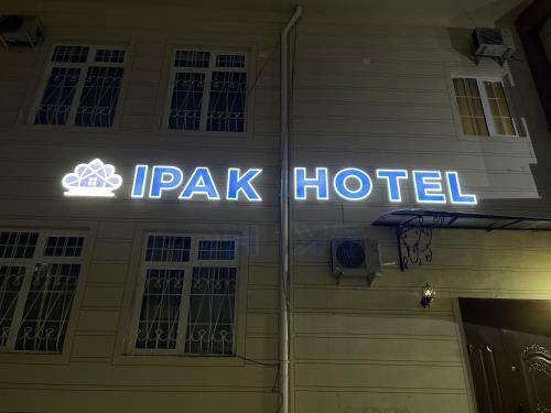 Ipak Hotel