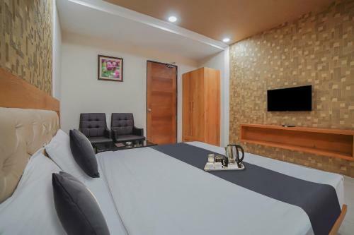 Townhouse Oak Hotel Gaurav Pride