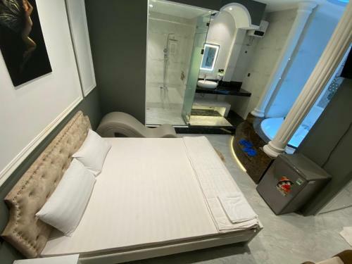 Hotel Kh�ch S?n Ph??c H?ng 1