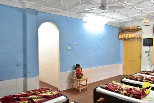 Rose Palace Hotel Fizaghat