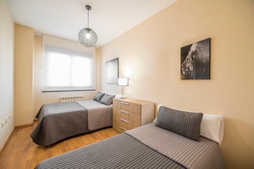 Apartamento Enjoygranada Emir 3a - Piscina, Gym & Parking