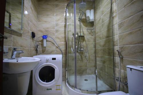 Al Areen Hotel Apartments
