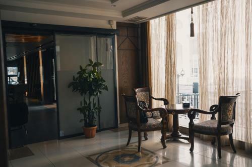 Devona Hotel