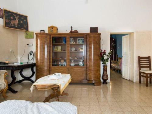 Yara Home