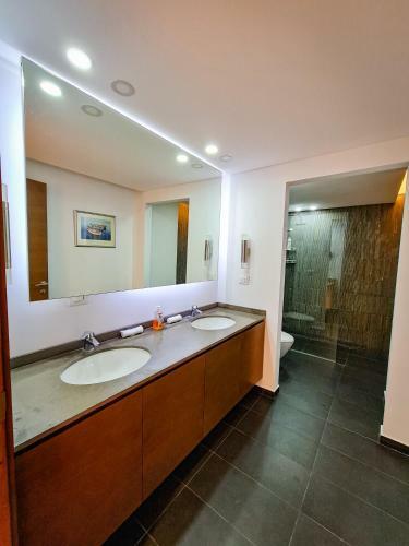 Sea & Sky Apartment 275 M2 Dbaye