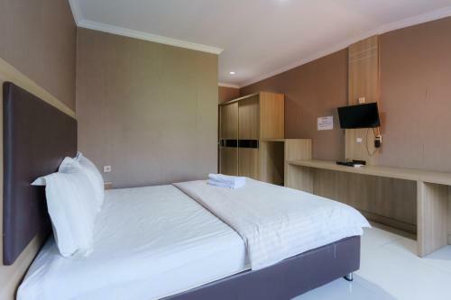 Hotel Koolkost @ Taman Simprug Cikarang