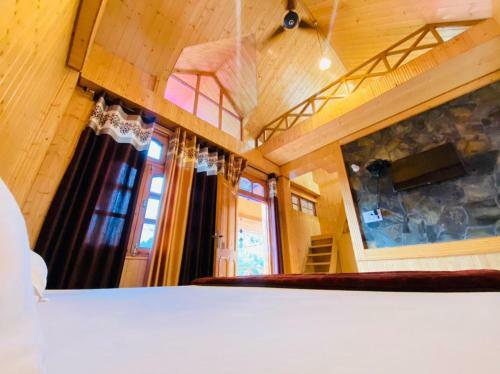 Hotel Rai Kuteer And Cottages