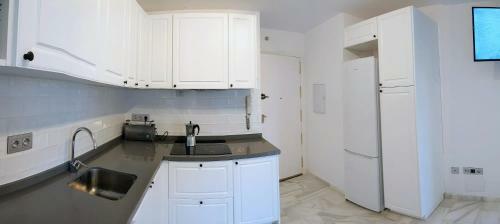 Apartamento Salobre�a - Primera L�nea de Playa Junto Al Paseo Mar�timo