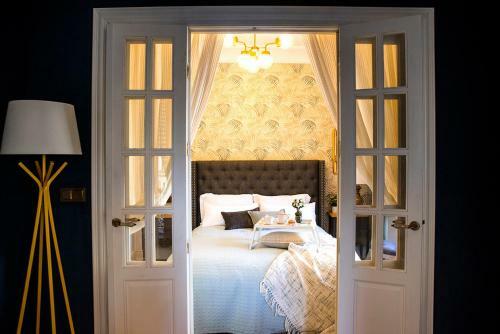 Ch Elvira Luxury Apartment