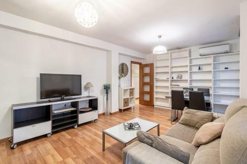 Tuguest Casta�eda Apartment