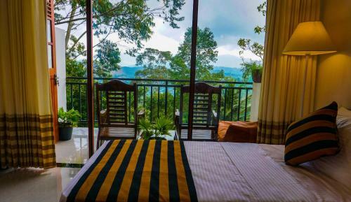 Hostal Shining Green View