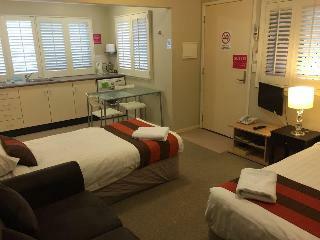 Aparthotel Brisbane Street Studios