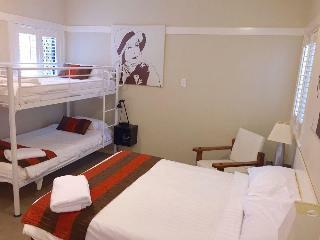 Aparthotel Brisbane Street Studios