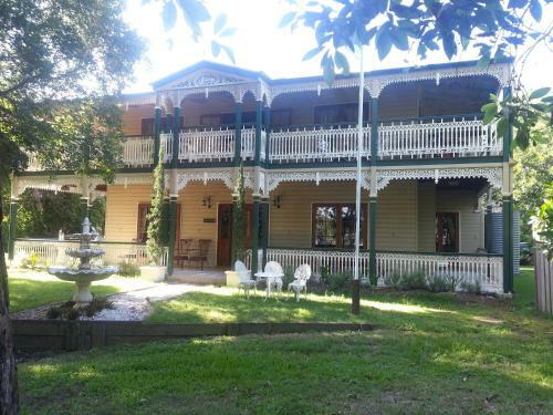 Hostal Grove Manor