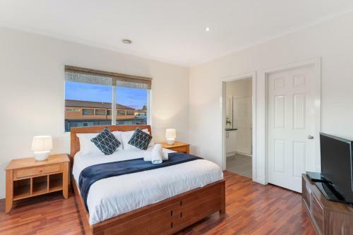 Serviced Houses Gowanbrae