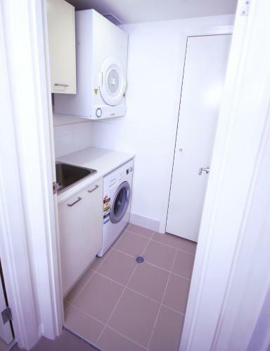 Aparthotel Domain Serviced Apartments