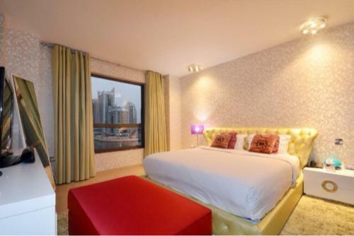 Two Bedroom Apartment - Jumeirah Beach Residence