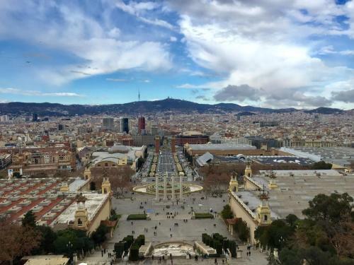 Camp Nou, Europa Fira - Modern Comfortable Apartment "space"