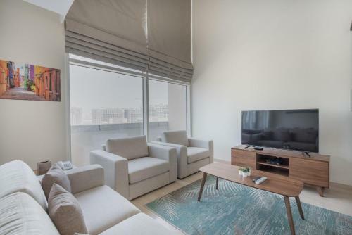 Modern Duplex Loft Apartment, 1 Bedroom, Bay Square