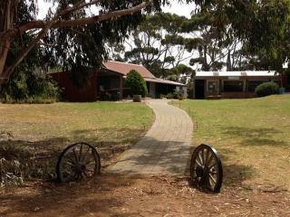 Seal Bay Cottages - Kaiwarra